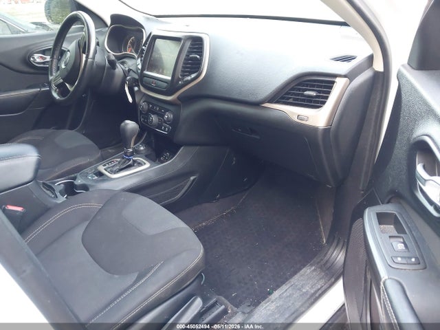 Продаж на аукціоні авто 2016 Jeep Cherokee Latitude, vin: 1C4PJMCS6GW237258, номер лоту: 45052494