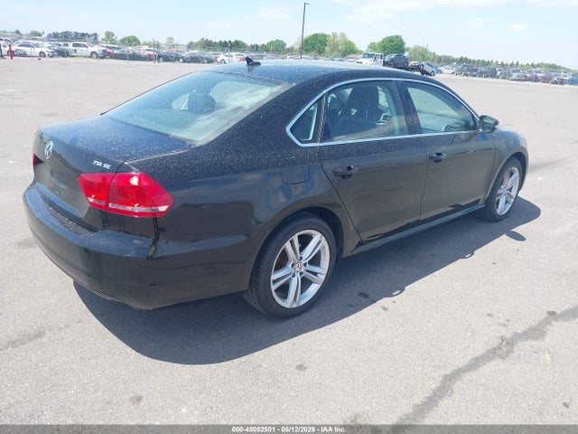 2014 Volkswagen Passat 1.8t Se მანქანა იყიდება აუქციონზე, vin: 1VWBT7A39EC110727, აუქციონის ნომერი: 45052501