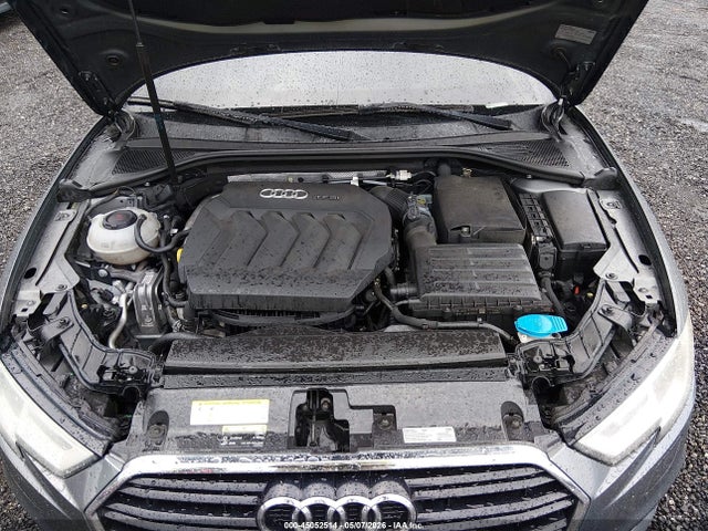45052514 :رقم المزاد ، WAUAUGFF8J1091623 vin ، 2018 Audi A3 2.0t Premium/2.0t Tech Premium مزاد بيع