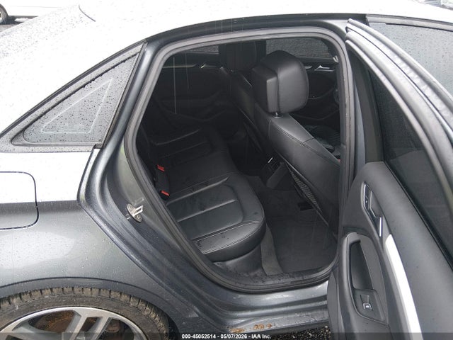 45052514 :رقم المزاد ، WAUAUGFF8J1091623 vin ، 2018 Audi A3 2.0t Premium/2.0t Tech Premium مزاد بيع