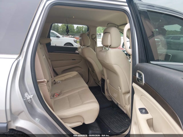 2017 Jeep Grand Cherokee Laredo 4x4 მანქანა იყიდება აუქციონზე, vin: 1C4RJFAGXHC884557, აუქციონის ნომერი: 45052518