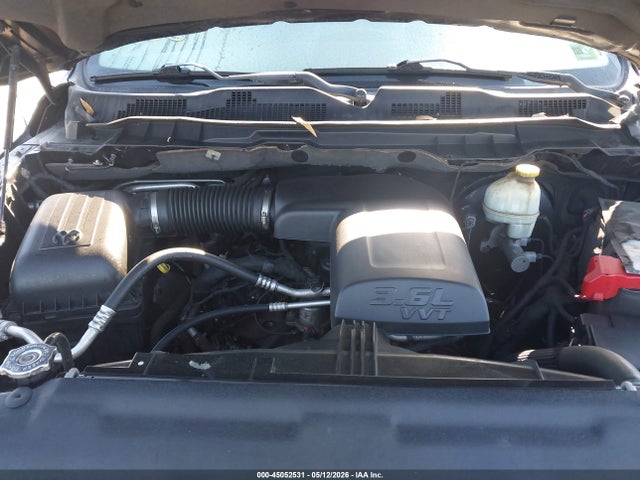 45052531 :رقم المزاد ، 1C6RR7LG0ES159697 vin ، 2014 Ram 1500 Slt مزاد بيع