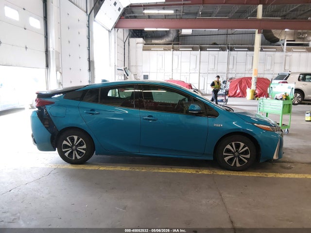 Toyota Prius Prime Plus 2017 JTDKARFP9H3026878 Image 13