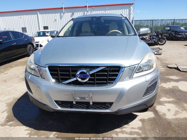 2013 Volvo Xc60 T6 მანქანა იყიდება აუქციონზე, vin: YV4902DZ0D2394103, აუქციონის ნომერი: 45052546