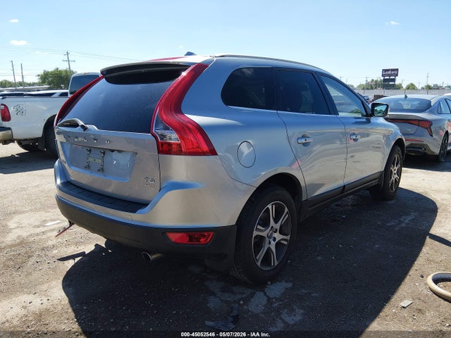 2013 Volvo Xc60 T6 მანქანა იყიდება აუქციონზე, vin: YV4902DZ0D2394103, აუქციონის ნომერი: 45052546