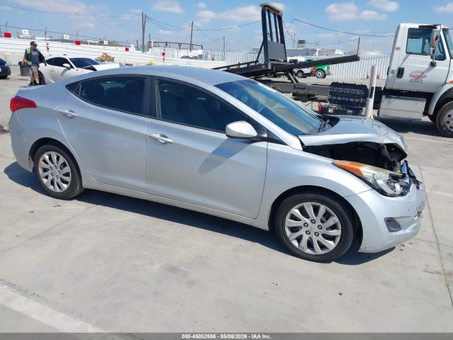 Продажа на аукционе авто 2013 Hyundai Elantra Gls, vin: 5NPDH4AE3DH225436, номер лота: 45052596