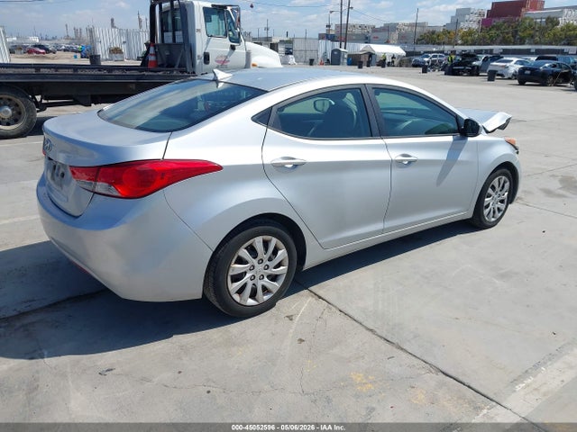 Продажа на аукционе авто 2013 Hyundai Elantra Gls, vin: 5NPDH4AE3DH225436, номер лота: 45052596