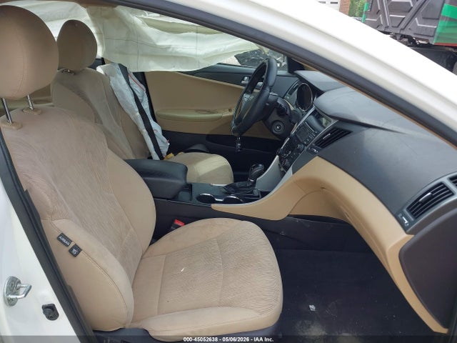 45052638 :رقم المزاد ، 5NPEB4AC0DH782387 vin ، 2013 Hyundai Sonata Gls مزاد بيع