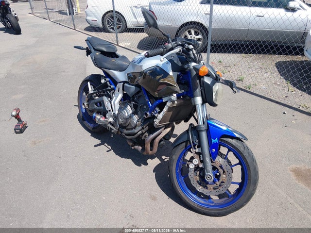Yamaha FZ07 2016 JYARM06E0GA010171 Image 1