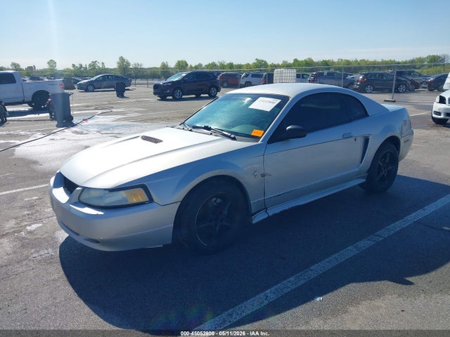 Продажа на аукционе авто 2000 Ford Mustang, vin: 1FAFP4043YF230520, номер лота: 45052800