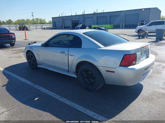 Продажа на аукционе авто 2000 Ford Mustang, vin: 1FAFP4043YF230520, номер лота: 45052800