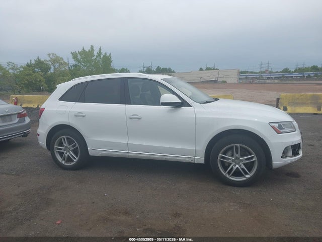 Продаж на аукціоні авто 2017 Audi Q5 2.0t Premium, vin: WA1L2AFP1HA094553, номер лоту: 45052809