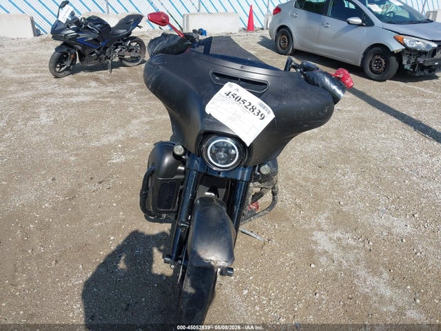 Harley-Davidson FLHXS 2020 1HD1KRP17LB672145 Image 5