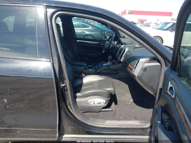 2011 Porsche Cayenne Turbo მანქანა იყიდება აუქციონზე, vin: WP1AC2A24BLA81866, აუქციონის ნომერი: 45052848