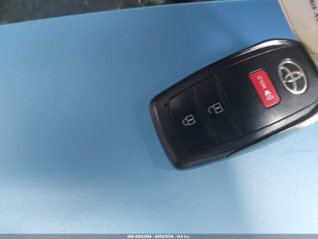 JTDACAAU5R3016306 Toyota PRIUS XLE