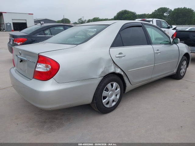 2003 Toyota Camry Le მანქანა იყიდება აუქციონზე, vin: 4T1BE32K03U770427, აუქციონის ნომერი: 45052868