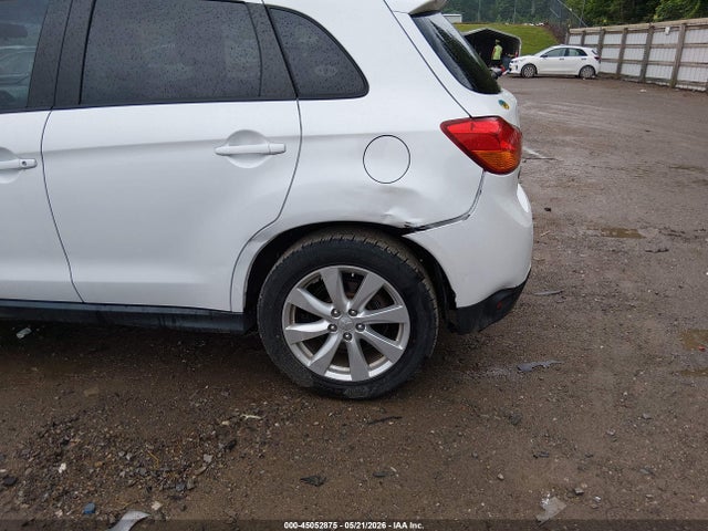 2015 Mitsubishi Outlander Sport Es მანქანა იყიდება აუქციონზე, vin: 4A4AP3AU3FE020881, აუქციონის ნომერი: 45052875