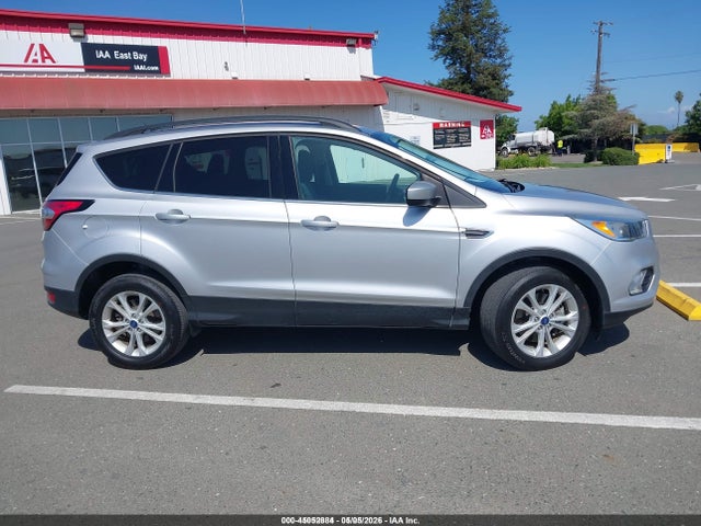1FMCU9GD7JUD08688 Ford ESCAPE SE