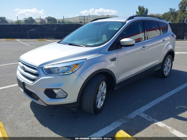 1FMCU9GD7JUD08688 Ford ESCAPE SE