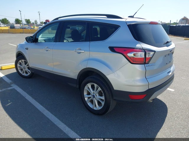 1FMCU9GD7JUD08688 Ford ESCAPE SE