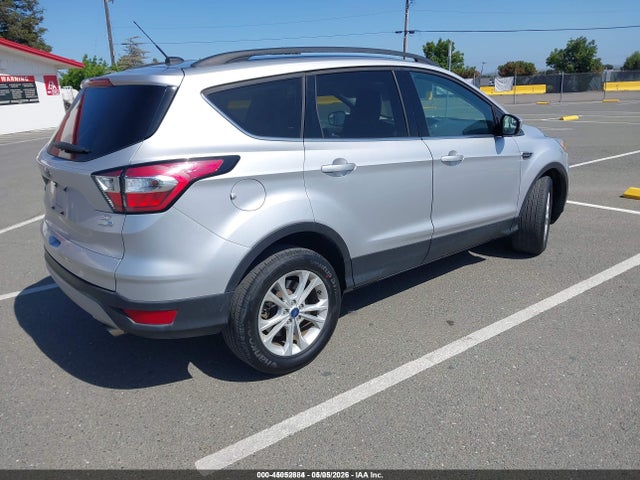 1FMCU9GD7JUD08688 Ford ESCAPE SE