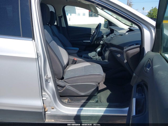 1FMCU9GD7JUD08688 Ford ESCAPE SE