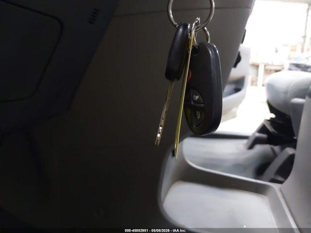 45052951 :رقم المزاد ، 5TDJZ3DC9LS242545 vin ، 2020 Toyota Sienna Le مزاد بيع
