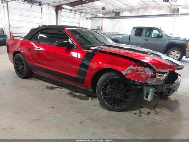 2010 Ford Mustang V6/v6 Premium მანქანა იყიდება აუქციონზე, vin: 1ZVBP8EN3A5108721, აუქციონის ნომერი: 45052963