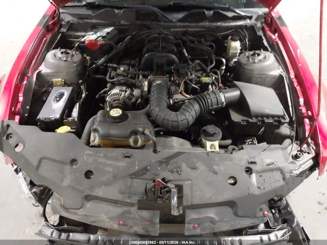 2010 Ford Mustang V6/v6 Premium მანქანა იყიდება აუქციონზე, vin: 1ZVBP8EN3A5108721, აუქციონის ნომერი: 45052963
