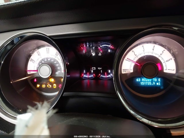 2010 Ford Mustang V6/v6 Premium მანქანა იყიდება აუქციონზე, vin: 1ZVBP8EN3A5108721, აუქციონის ნომერი: 45052963