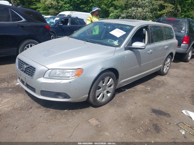 45052999 :رقم المزاد ، YV1BW982381052711 vin ، 2008 Volvo V70 3.2 مزاد بيع