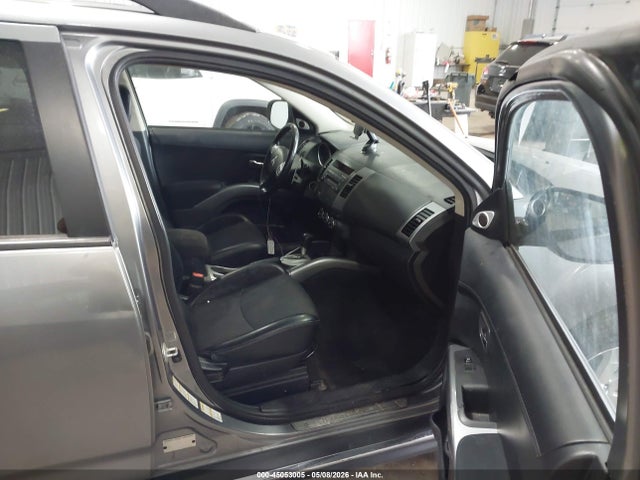 45053005 :رقم المزاد ، JA4JT3AW9DU008445 vin ، 2013 Mitsubishi Outlander Se مزاد بيع