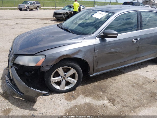 Aukcja sprzedaży 2013 Volkswagen Passat 2.0l Tdi Se, vin: 1VWBN7A38DC009753, numer aukcji: 45053025