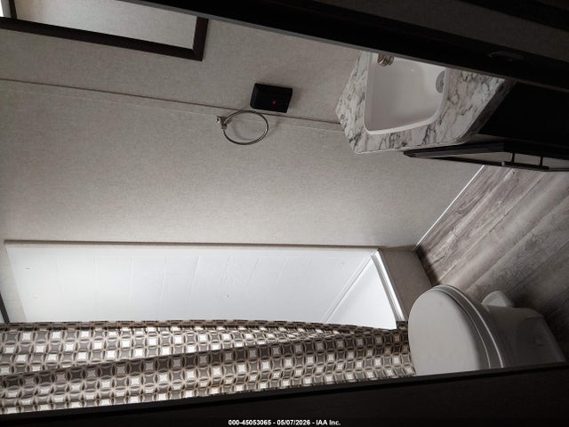 Продажа на аукционе авто 2019 Jayco Travel Trlr, vin: 1UJBJ0BR7K17S0734, номер лота: 45053065