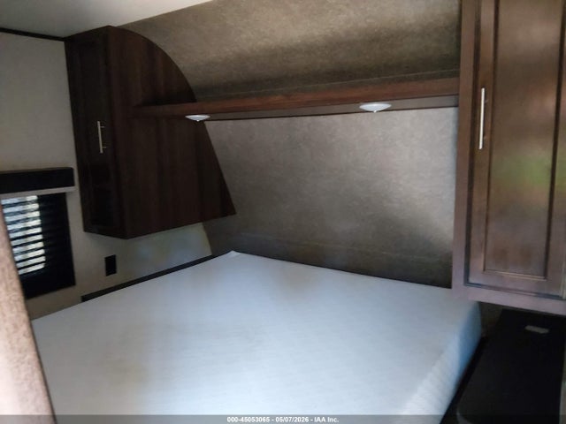 Продажа на аукционе авто 2019 Jayco Travel Trlr, vin: 1UJBJ0BR7K17S0734, номер лота: 45053065
