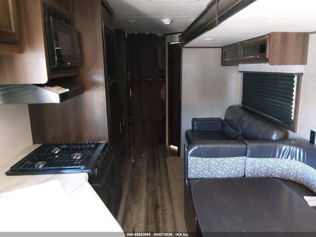 Продажа на аукционе авто 2019 Jayco Travel Trlr, vin: 1UJBJ0BR7K17S0734, номер лота: 45053065