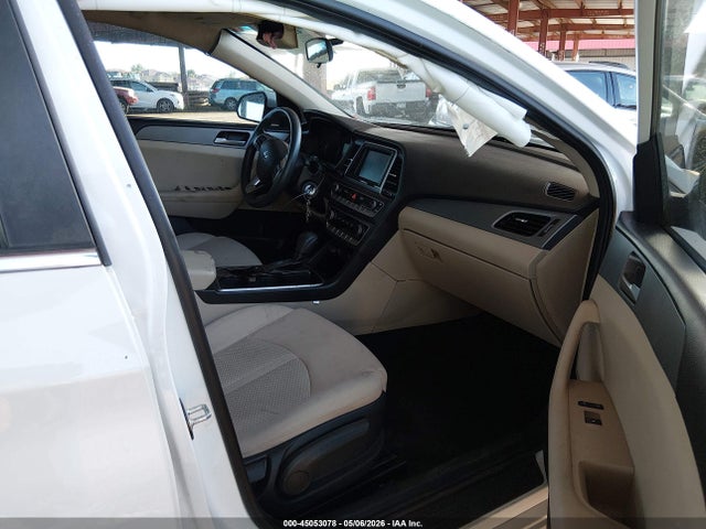 Hyundai SONATA SE 2019 5NPE24AF2KH787100 Image 5