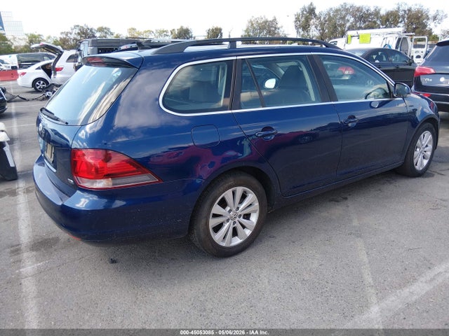 45053085 :رقم المزاد ، 3VWPL7AJ9BM608554 vin ، 2011 Volkswagen Jetta Sportwagen 2.0l Tdi مزاد بيع