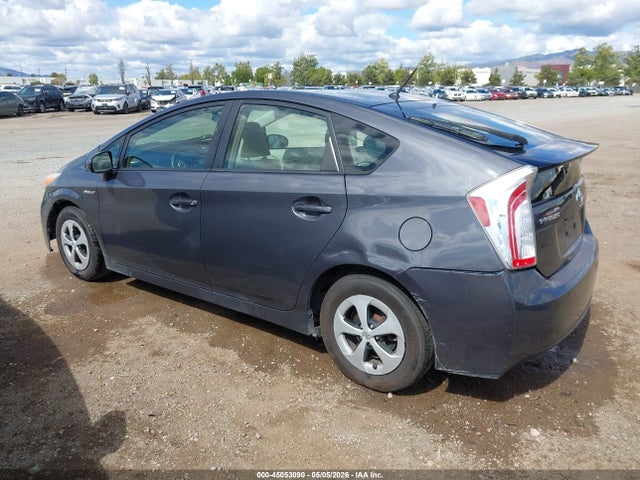 45053090 :رقم المزاد ، JTDKN3DU3D5662074 vin ، 2013 Toyota Prius Two مزاد بيع