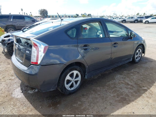 45053090 :رقم المزاد ، JTDKN3DU3D5662074 vin ، 2013 Toyota Prius Two مزاد بيع