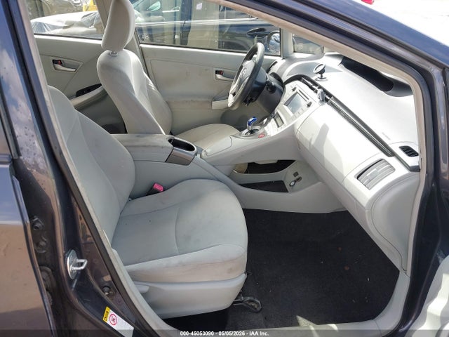 45053090 :رقم المزاد ، JTDKN3DU3D5662074 vin ، 2013 Toyota Prius Two مزاد بيع
