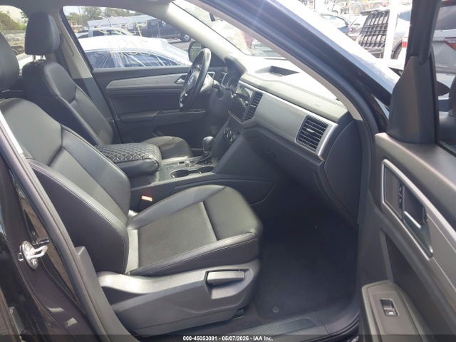 Продажа на аукционе авто 2018 Volkswagen Atlas 2.0t Se, vin: 1V2CP2CA3JC556617, номер лота: 45053091