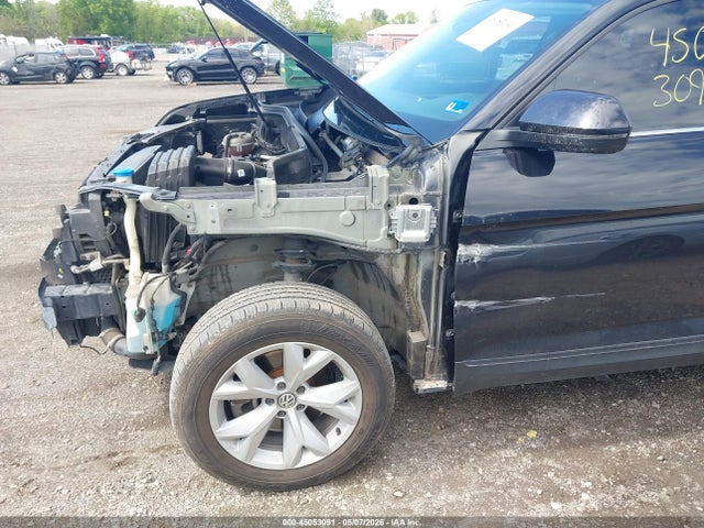 Продажа на аукционе авто 2018 Volkswagen Atlas 2.0t Se, vin: 1V2CP2CA3JC556617, номер лота: 45053091