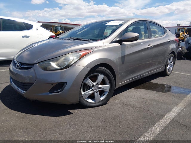 2013 Hyundai Elantra Gls მანქანა იყიდება აუქციონზე, vin: 5NPDH4AE3DH321602, აუქციონის ნომერი: 45053108