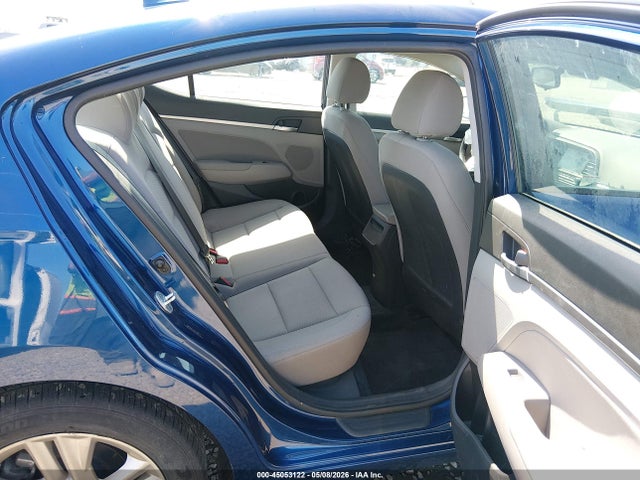Hyundai Elantra Value Edition 2019 5NPD84LF5KH418013 Image 8