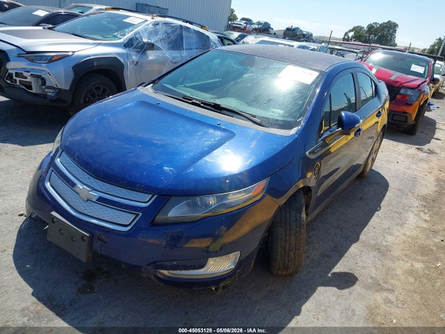 45053128 :رقم المزاد ، 1G1RE6E4XDU140197 vin ، 2013 Chevrolet Volt مزاد بيع