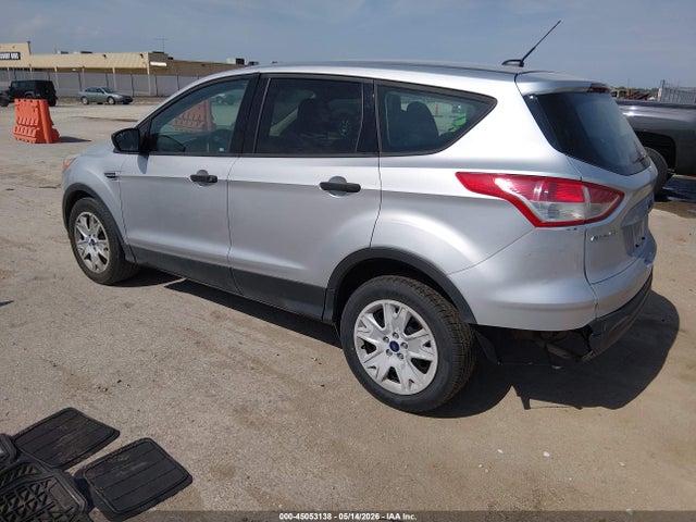 Продажа на аукционе авто 2015 Ford Escape S, vin: 1FMCU0F78FUA52088, номер лота: 45053138