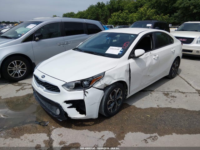 3KPF24AD0KE051697 KIA Forte Lxs