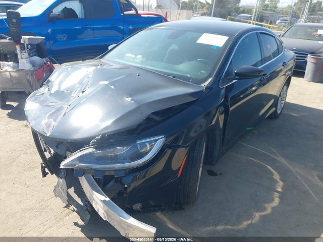 Продажа на аукционе авто 2015 Chrysler 200 Limited, vin: 1C3CCCAB2FN627188, номер лота: 45053141
