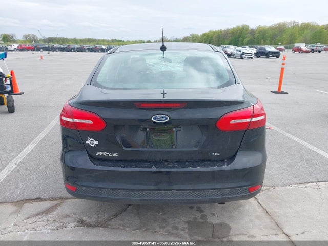 Ford FOCUS SE 2018 1FADP3F24JL327515 Image 17